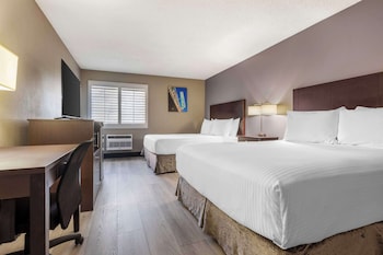 Standard Room, 2 Queen Beds, Non Smoking, Refrigerator & Microwave
