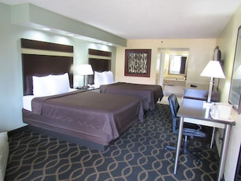 Standard Room, 2 Queen Beds, Non Smoking