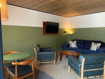 State Suite, 1 King Bed with Sofa Bed