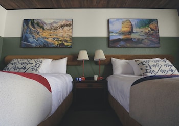 Double Queen, 2 Queen Beds