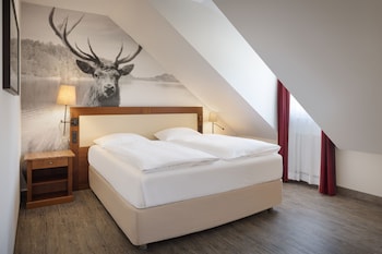 Family Suite, 1 Bedroom, Garden View