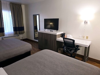 Standard Room, 2 Queen Beds, Non Smoking