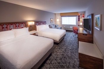 Room, 2 Queen Beds, Refrigerator & Microwave