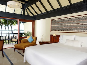 Room, 1 King Bed, Oceanfront