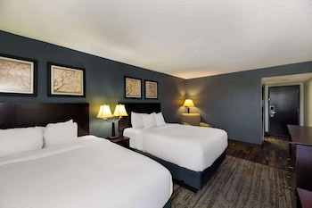 Standard Room, 2 Queen Beds, Non Smoking