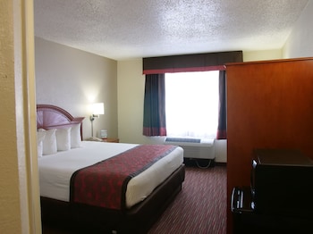 Studio Suite, 1 King Bed, Non Smoking