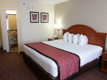 Room, 1 King Bed, Accessible, Non Smoking (Mobility)