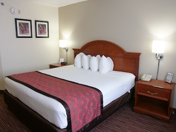Studio Suite, 1 King Bed, Non Smoking