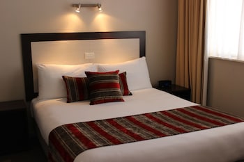 Room, 2 Bedrooms (with Shower)