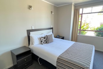 Family Room, 1 Bedroom