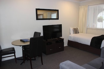 Room, 1 Bedroom (With Whirlpool)