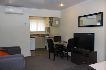 Room, 1 Bedroom (With Whirlpool)