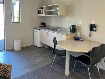 Family Room, 1 Bedroom