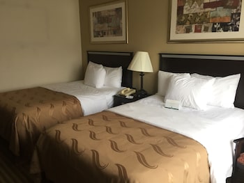Deluxe Room, 2 Queen Beds, Non Smoking