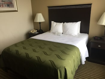 Standard Room, 1 Queen Bed, Non Smoking