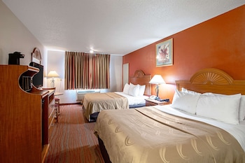 Standard Room, 2 Queen Beds, Non Smoking