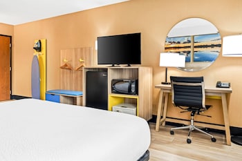 Room, 1 King Bed, Non Smoking