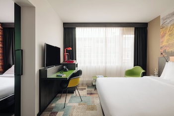 Family Room (1 Double Bed 1 Sofabed)