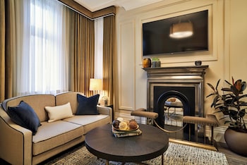 Suite, 1 Bedroom, Accessible, Park View (Roll-In Shower)