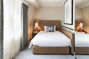1 Snug Double Bed