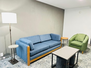 Suite, 1 King Bed, Non Smoking