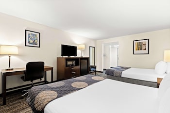 Standard Room, 2 Queen Beds, Non Smoking, Microwave