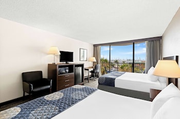 Standard Room, 2 Queen Beds, Non Smoking, Balcony