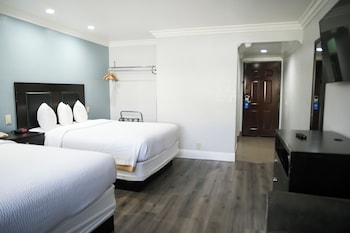 Standard Room, 2 Queen Beds
