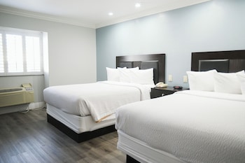 Standard Room, Multiple Beds