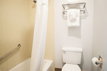 Standard Room, 1 Queen Bed