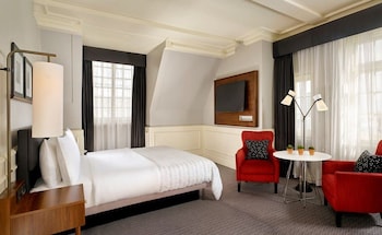 Superior Room, 1 King Bed
