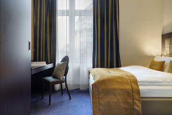 Economy Single Room