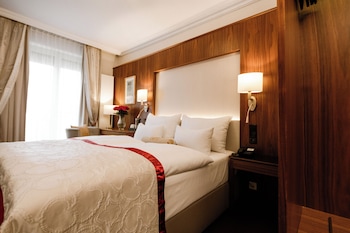 Classic Double Room