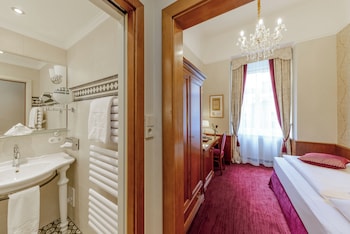 Superior Single Room