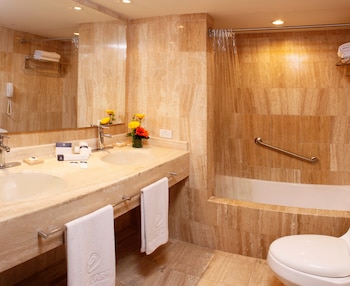 Junior Suite, 1 King Bed (Junior Suite King Bed)