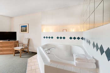 Studio Suite, 1 King Bed, Non Smoking