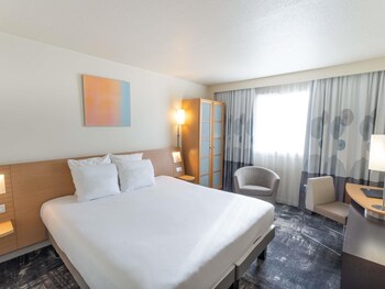 Superior Room, 1 King Bed