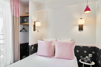 Double Room - Free soft minibar, courtesy tray, Chromecast - Digital press