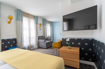 Privilege Room - Free soft minibar, courtesy tray, Chromecast - Digital press