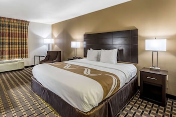 Standard Room, 1 King Bed, Smoking