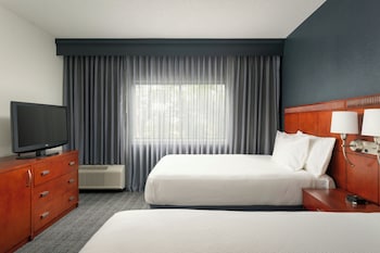 Suite, 2 Double Beds, Non Smoking