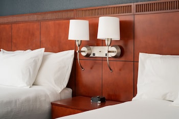 Suite, 2 Double Beds, Non Smoking