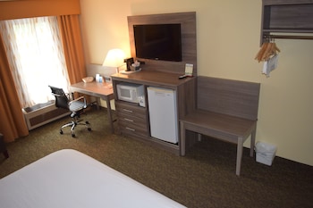 Standard Room, 1 King Bed