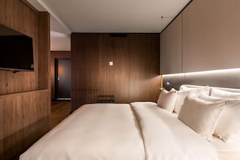 Premium Suite