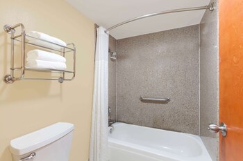 Studio Suite, 1 King Bed, Non Smoking