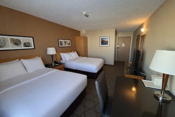 Room, 2 Queen Beds, Non Smoking (Upgrade)