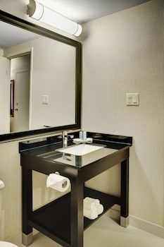 Deluxe Room, 1 Queen Bed with Sofabed, Refrigerator & Microwave, Second Floor