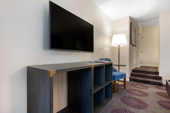 Room, 1 King Bed, City View