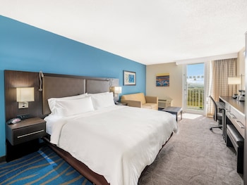 Standard Room, 1 King Bed, City View