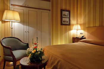 Superior Room, 1 Queen Bed